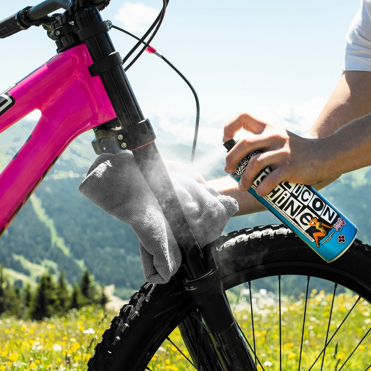 Muc-Off Silicon Shine 500 ml - ochranný a konzervačný sprej