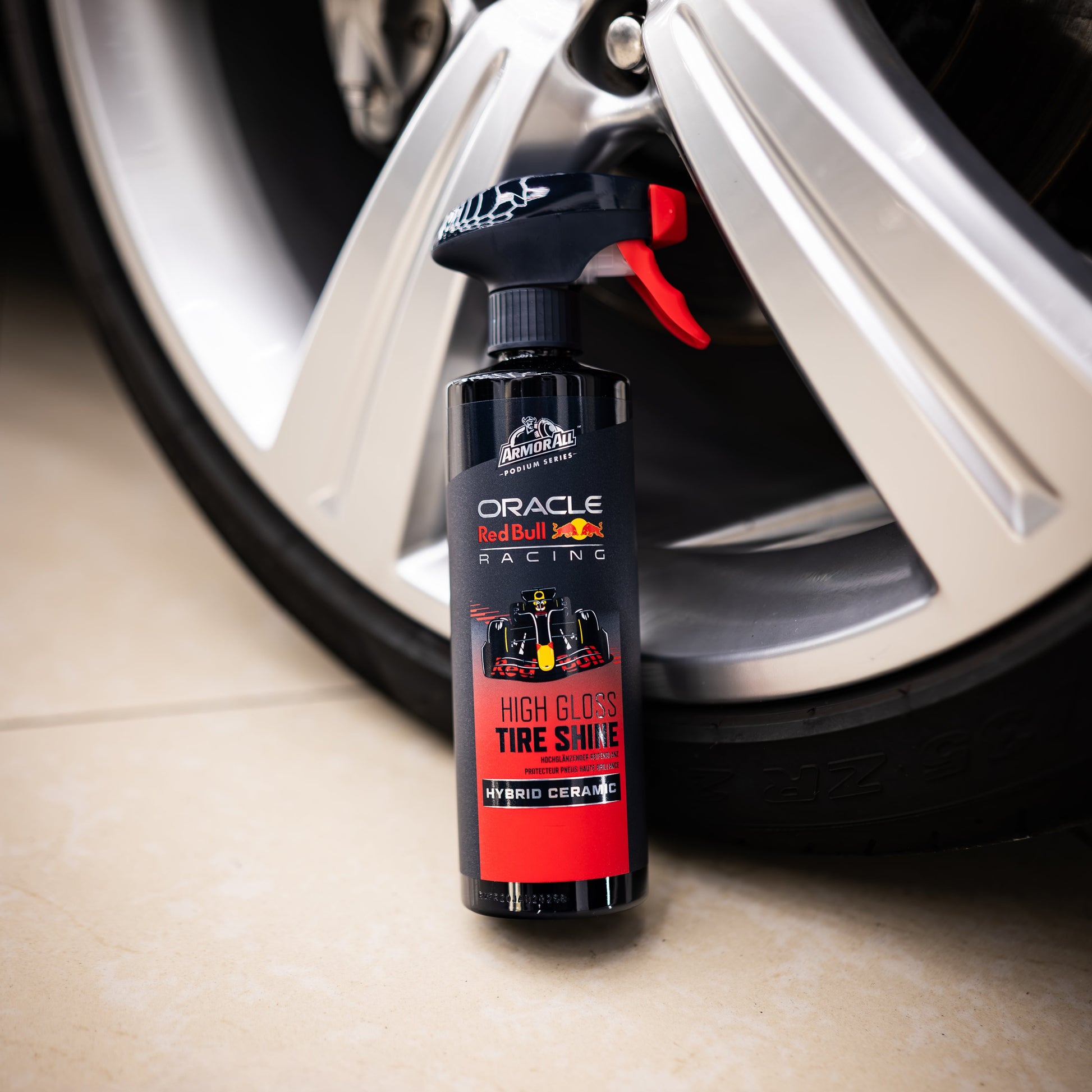 ArmorAll Hybrid Ceramic High Gloss Tire Shine Spray  - impregnácia na pneumatiky 500 ml