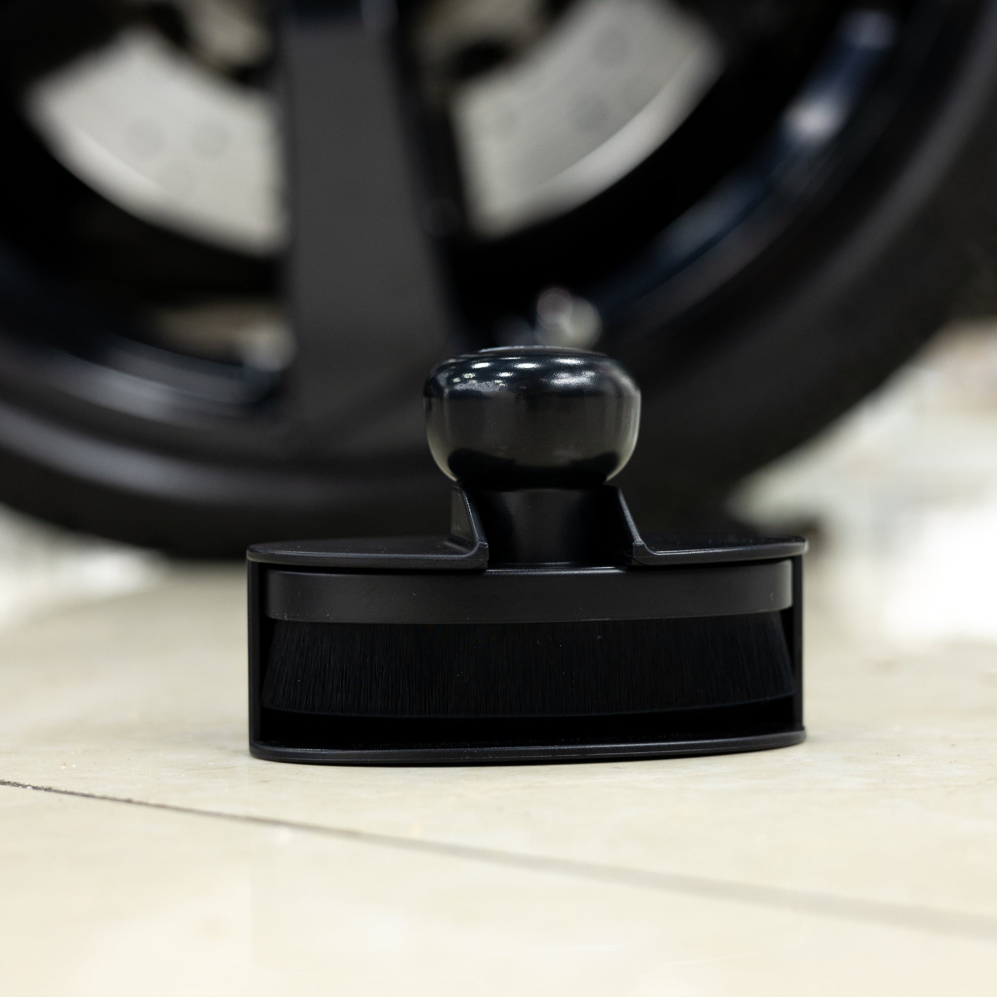 RDM Aplikátor lesku na pneumatiky XL 9,5 x 4 cm