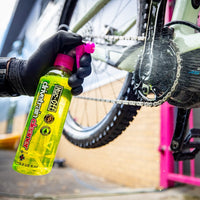 Muc-Off Bio Drivetrain Cleaner 500 ml – odmasťovač pohonu